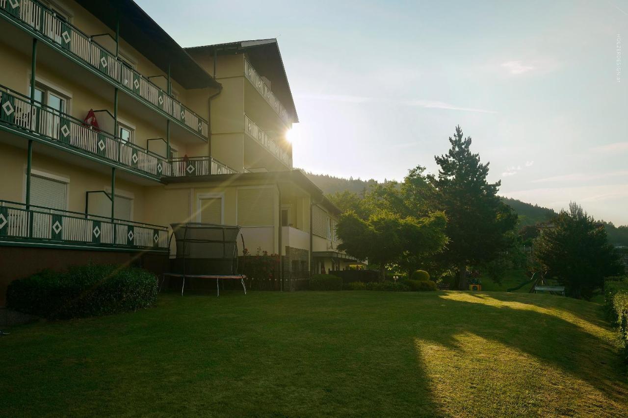 Appartementhotel Karawankenblick Pörtschach am Wörthersee Екстериор снимка