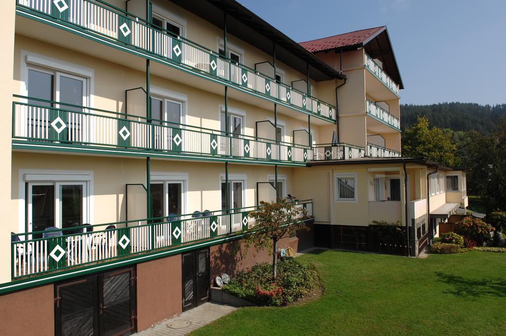 Appartementhotel Karawankenblick Pörtschach am Wörthersee Екстериор снимка