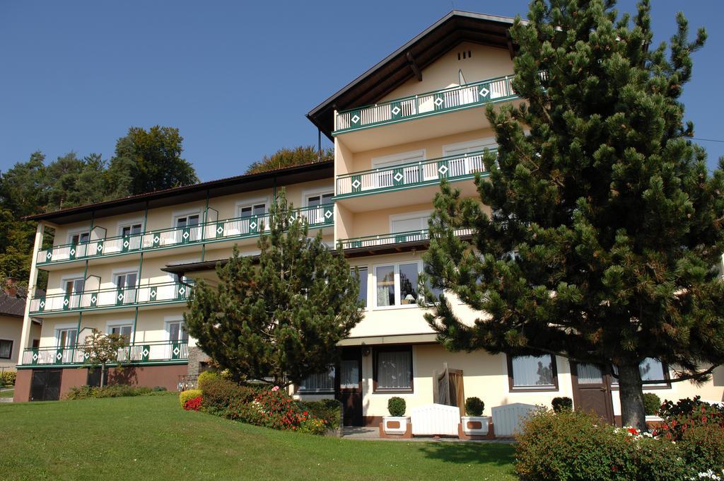 Appartementhotel Karawankenblick Pörtschach am Wörthersee Екстериор снимка